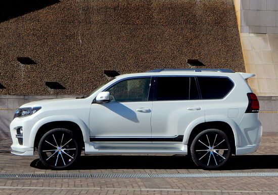 やまやんさん専用 プラドスポイラー やまやんさん専用 プラド