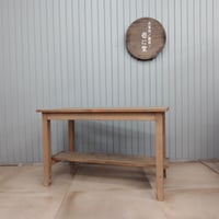 小ぶりなテーブル