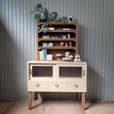 hige！上品な佇まいの飾り棚　古家具 楽天市場】レトロ くさび棚風 可動棚 オープンラック | 幅 64.5