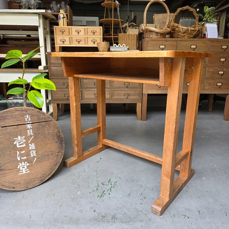 CATEGORY 机 | 古家具/雑貨ノ壱に堂
