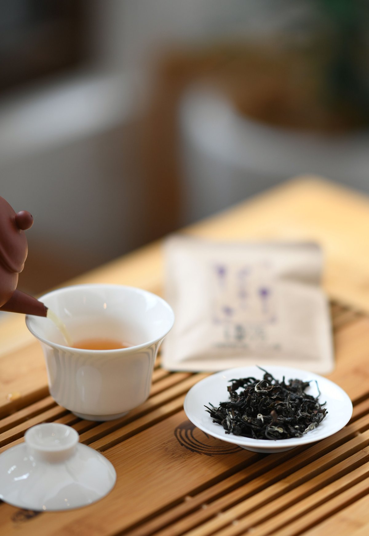 高級台湾茶　東方美人茶（蜜茶）　300g 台湾茶 蜜茶 東方美人茶 100g（50g×2個） : 飲山香(Insankou) - 通販