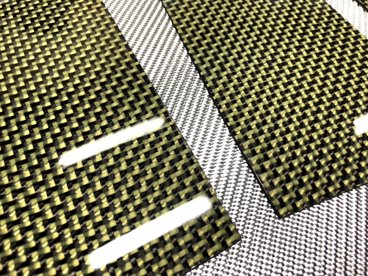 三菱 デリカD:5 CV系【リアルカーボンケブラー】ピラー