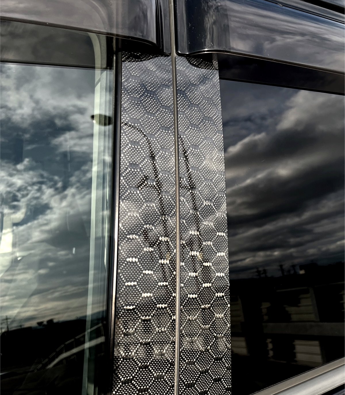 30系 プリウス【リアルカーボンケブラー】ピラーガーニッシュ