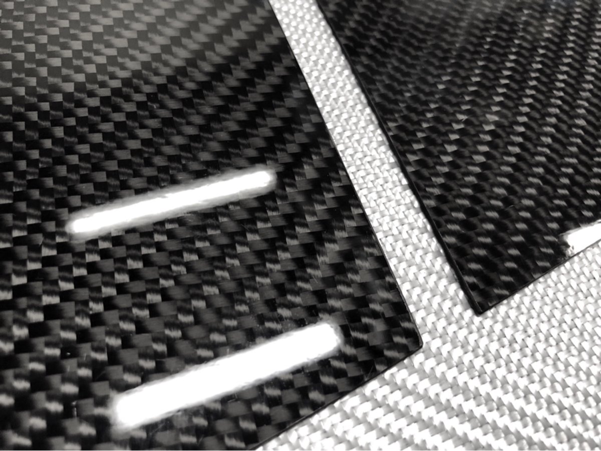E12 ノート【リアルカーボン／綾織りブラック】ピラーガーニッシュ fit=scale-down,w=1200