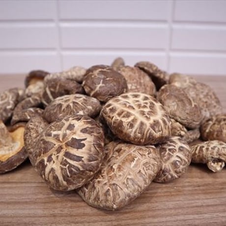 [ご注文前要連絡] どんこ椎茸 300g×2袋 干し椎茸 茶花どんこ椎茸 おいしい 限定商品 血液サラサラ 食物繊維 カリウム ビタミンD コレステロール値を抑える 長寿薬膳堂