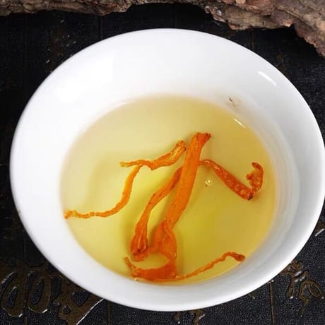 サナギタケ 100g さなぎ茸 川並冬虫夏草 きのこ 橘花茸 希少 薬膳 漢方薬 がん予防 不老長寿 花粉症改善 慢性腰痛 小児喘息 咳 冷え性 長寿薬膳堂