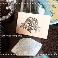 冬牡丹のスタンプ　取っ手つき　手彫り　消しゴムはんこ