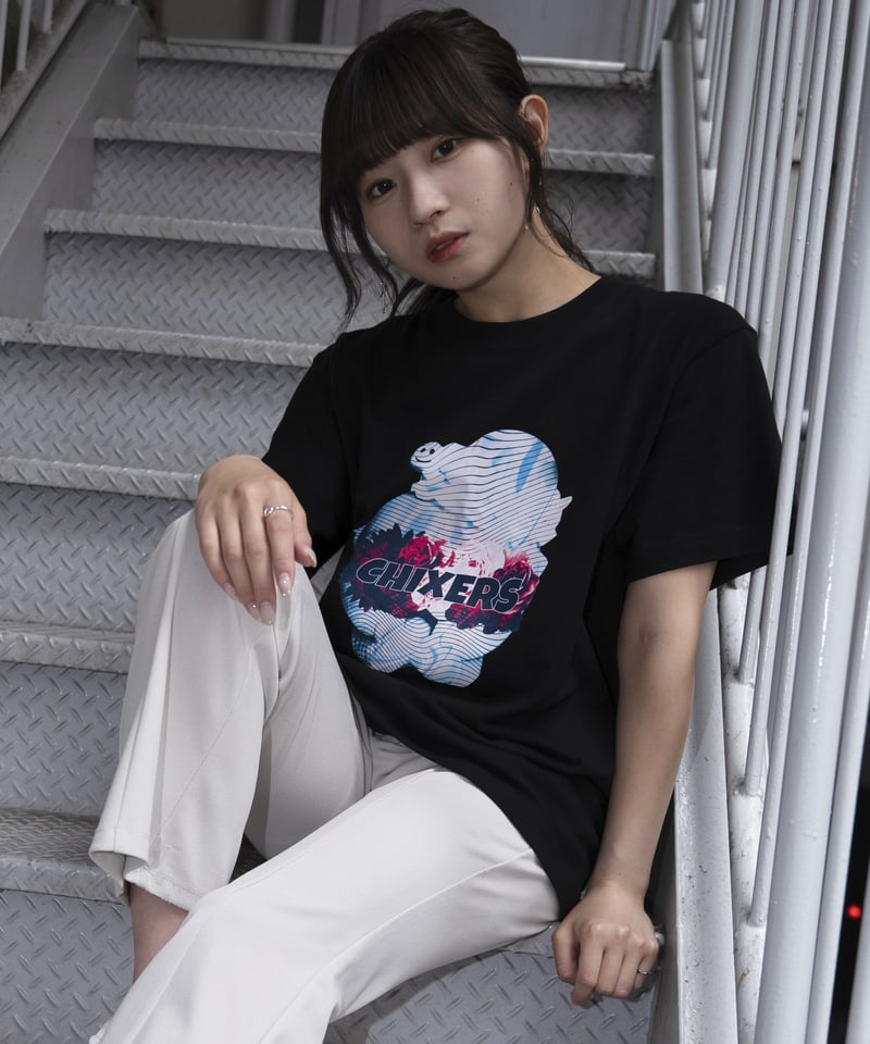 MOAコラボデザインT‐shirt(A) | CHIXERS