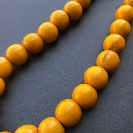 wood beads lime neck (long)