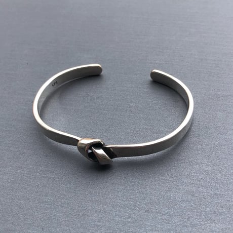 Knot Design standard bangle925