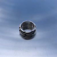 wave medium ring