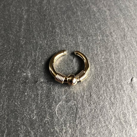 gold加工　イヤーカフ