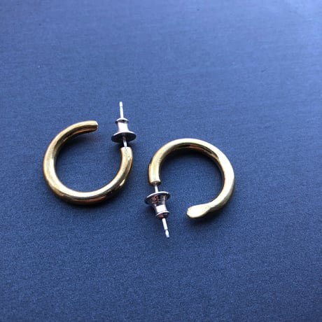 classical carrier ring 925 gold (両耳)