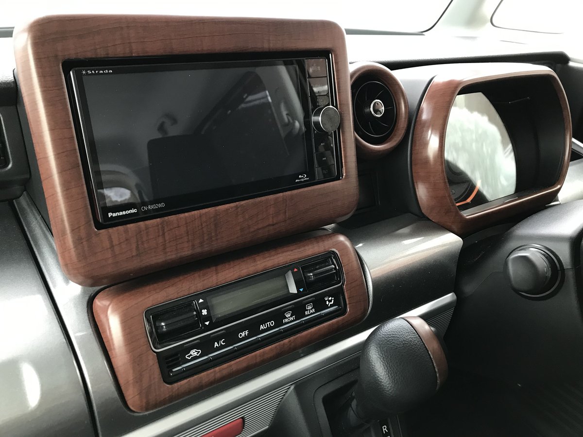 スペーシア（MK53S ）インテリアパネル4点セット（7インチモニター用