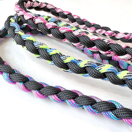 PARACORD  HAND STRAP