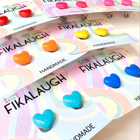 TINY HEART STUD ピアス/イヤリング