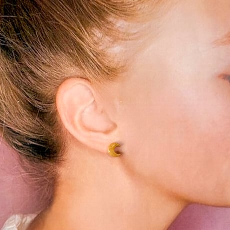 TINY MOTIF STUD×GOLD ピアス/イヤリング