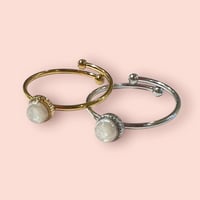 PEARL LIKE×TINY OVERLAP RING