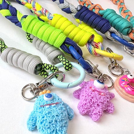 PARACORD  HAND STRAP