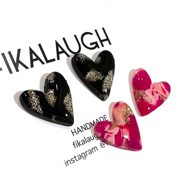 RABBIT HEART STUD ピアス/イヤリング | FIKALAUGH