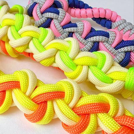 PARACORD  HAND STRAP