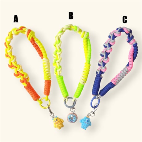 PARACORD  HAND STRAP