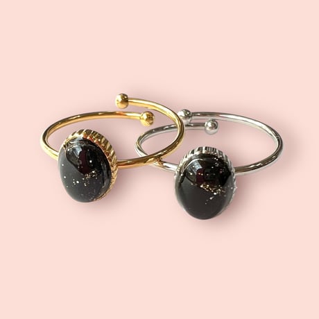 BLACK×OVAL OVERLAP RING