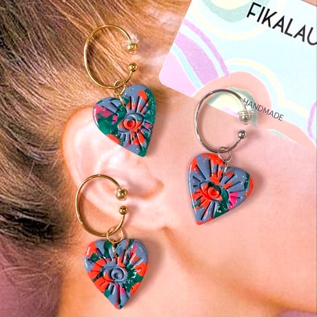 ぷっくりピンク×フェイスハート♡タッセル ポップ カラフル ピアス