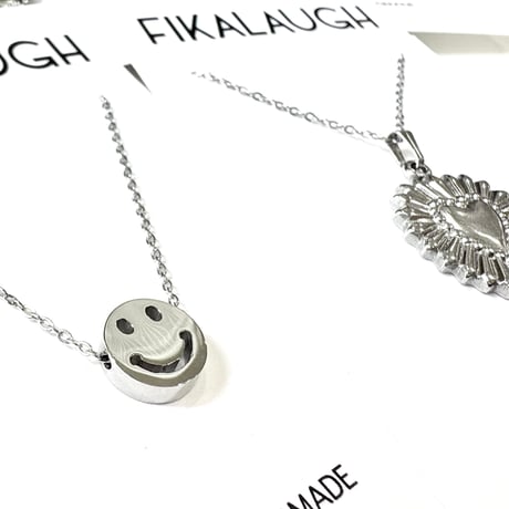 SILVER MOTIF CHARM LAYERING PENDANT