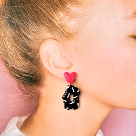 HEART×MONOTONE MELTY DANGLE ピアス/イヤリング