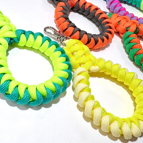 PARACORD  POTION KEY CHAIN