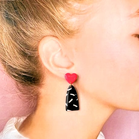 HEART×MONOTONE BELL DANGLE ピアス/イヤリング