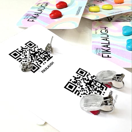TINY HEART STUD ピアス/イヤリング
