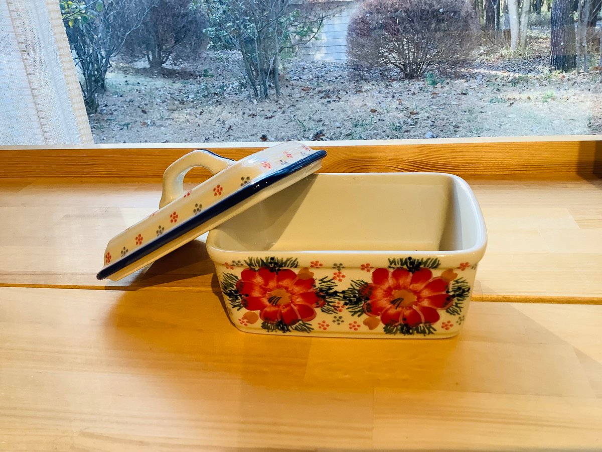 バターケース（赤い花柄）マヌファクトゥラ | colorful