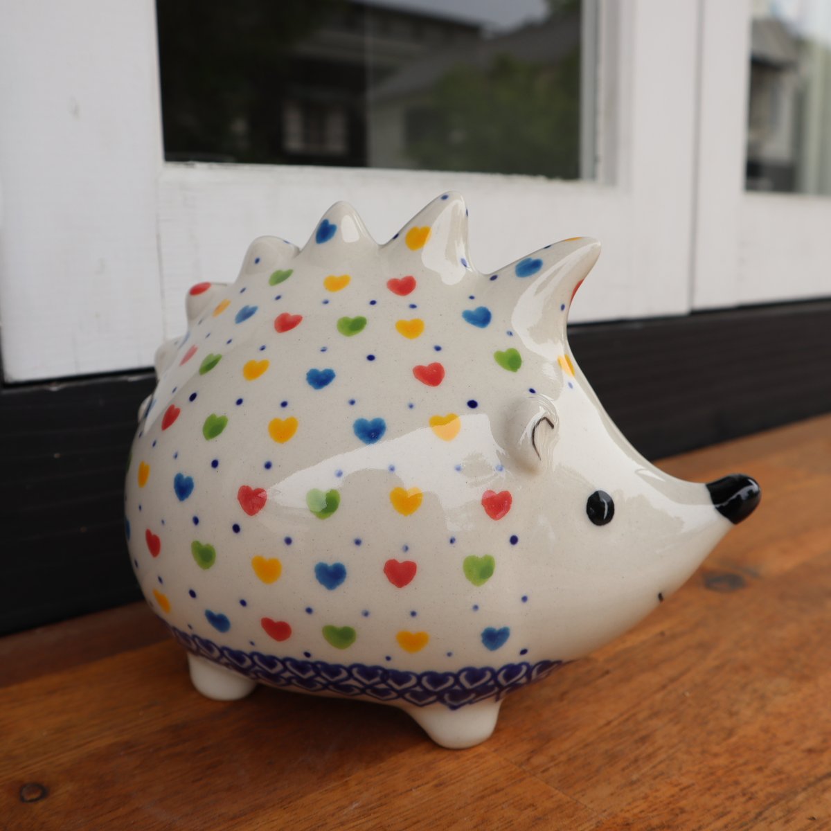 ハリネズミ貯金箱（カラフルハート）カリヒ | colorful