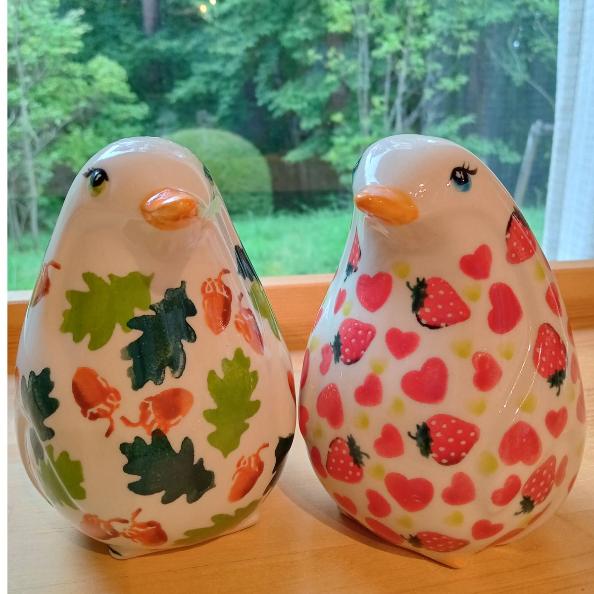 ペンギンの置物（どんぐり） | colorful