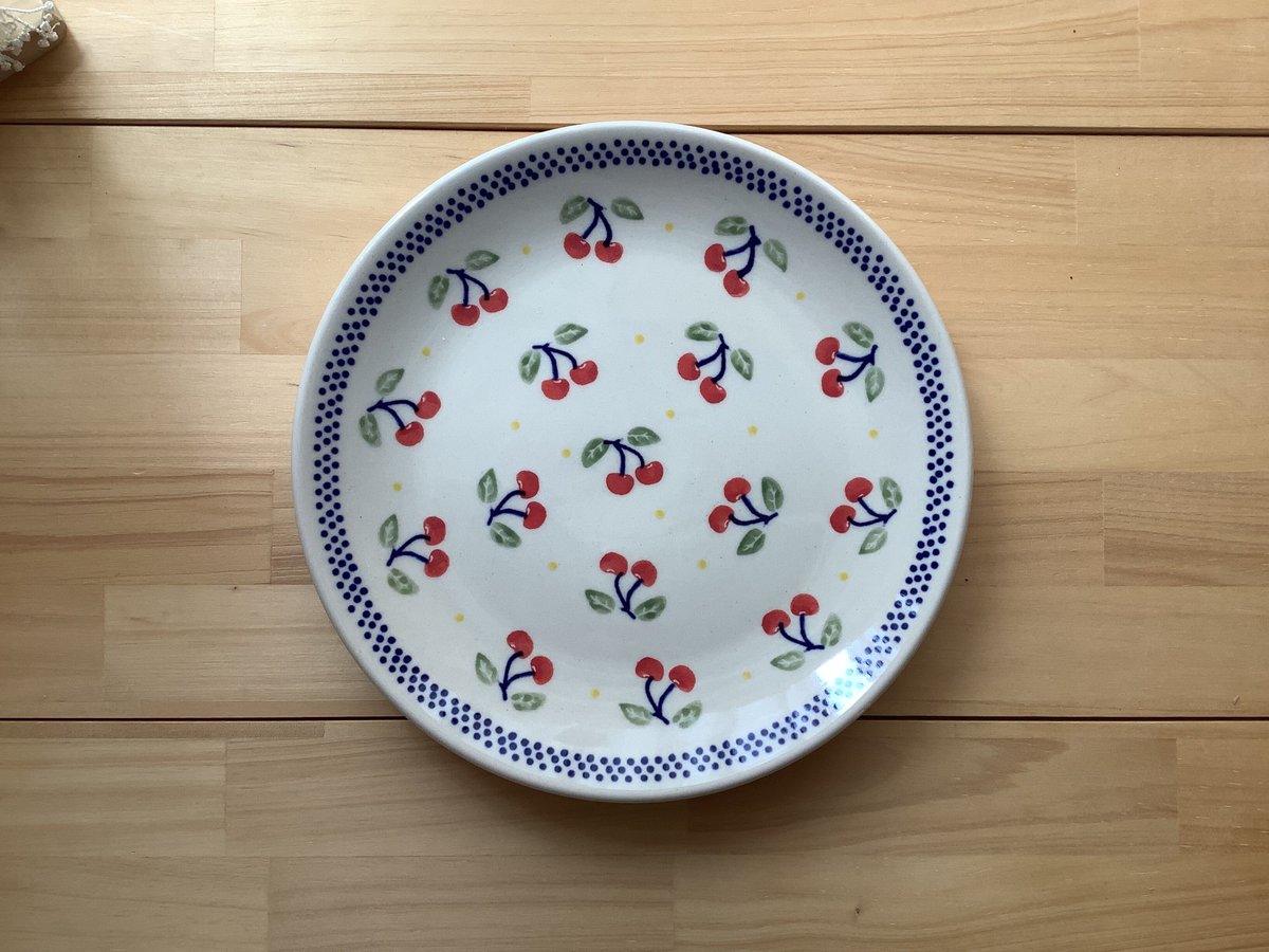 プレート22cm（さくらんぼ）マヌファクトゥラ | colorful