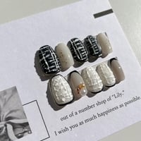 𝗈𝗋𝗂𝗀𝗂𝗇𝖺𝗅 𝖽𝖾𝗌𝗂𝗀𝗇【𝟩𝟤】