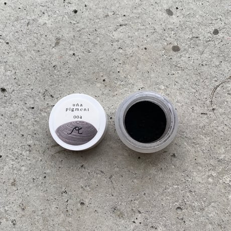 uña pigment 04 <bone black>