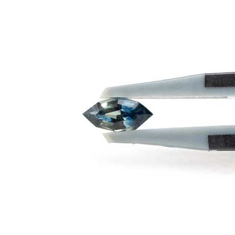 【イエローxブルーのバイカラー】ティールサファイア 0.52ct