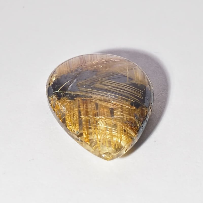 太陽ルチル】ルチルクォーツ 27.4ct | まるむ商会 太陽ルチル】ルチルクォーツ 27.4ct | まるむ商会