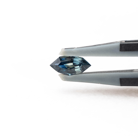【イエローxブルーのバイカラー】ティールサファイア 0.52ct
