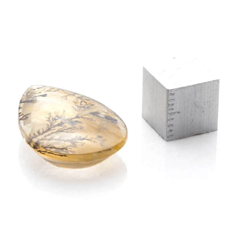 華やかな個性を感じさせる】デンドリティッククォーツ 18.2ct | まるむ商会
