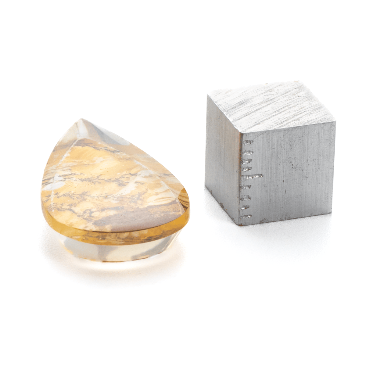 景色を宿したクォーツ】デンドリティッククォーツ 13.65ct | まるむ商会