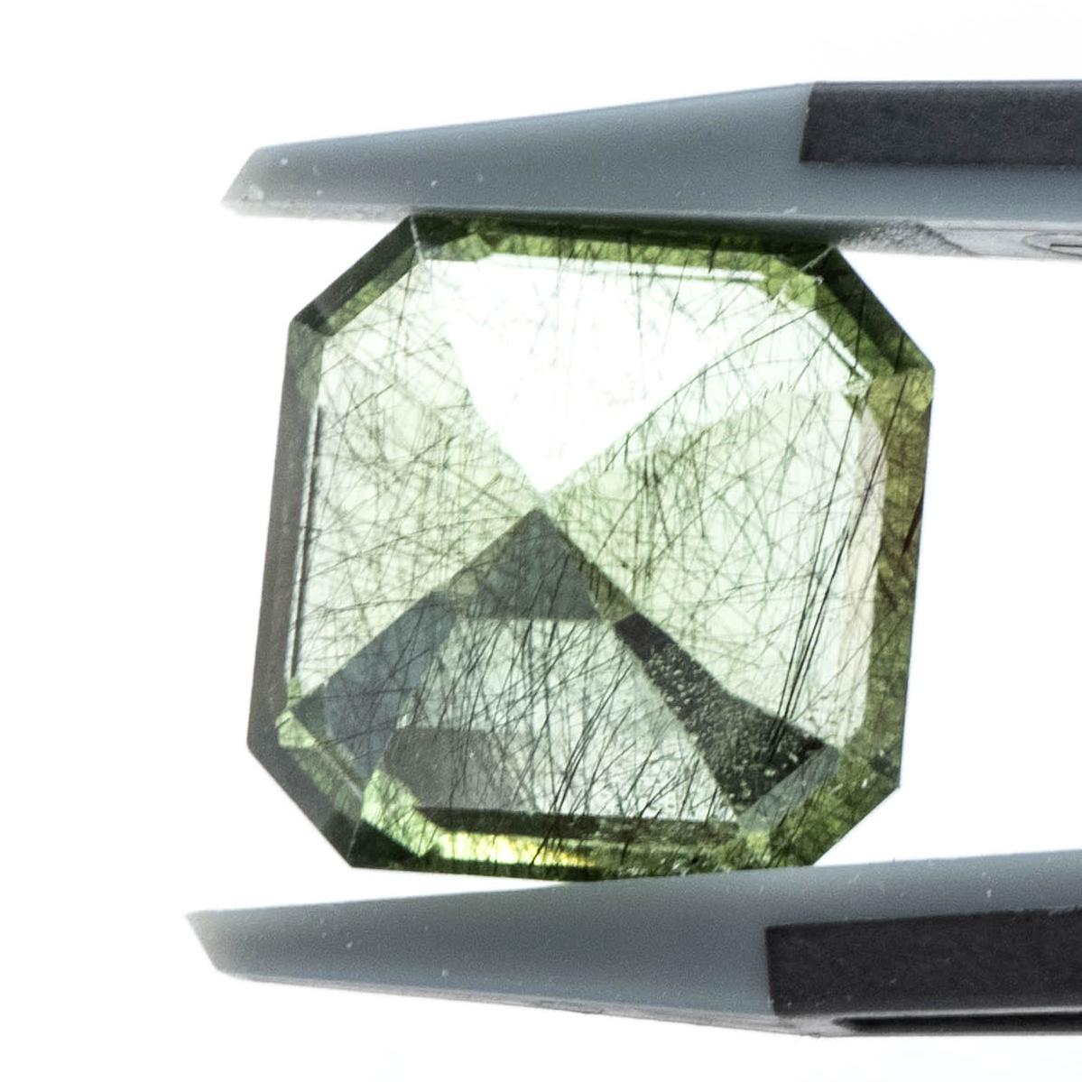 希少！針状インクルージョンが美しい】 ルチルペリドット 7.60ct