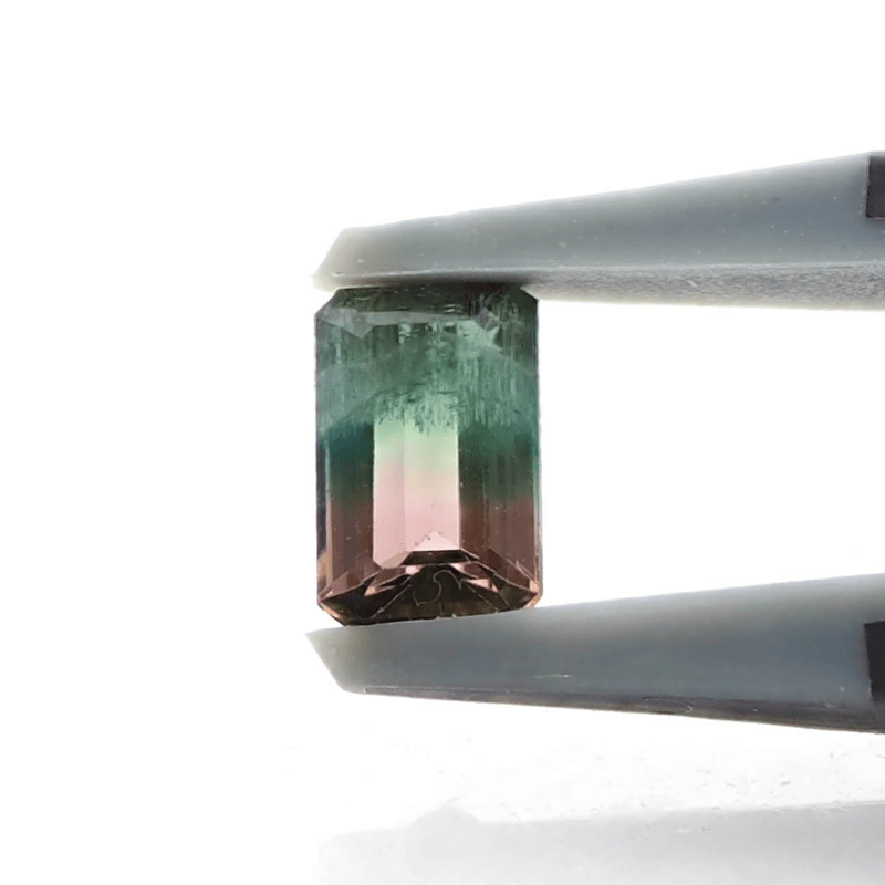 【高品質】◆希少 グリーンブルートルマリン カラーグラデーション「新しい始まり」 ブルーグリーントルマリン ブラジル産 0.66ct / 6.2x4.7mm前後