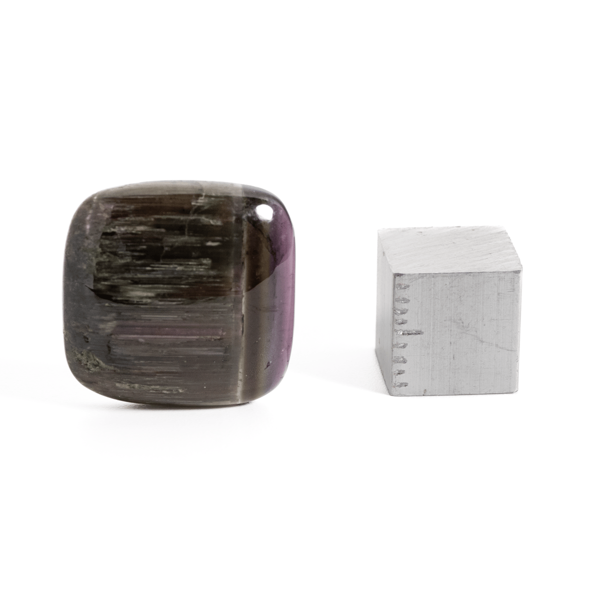 シックでミステリアスな輝き】キャッツアイトルマリン 14.9ct | まるむ商会