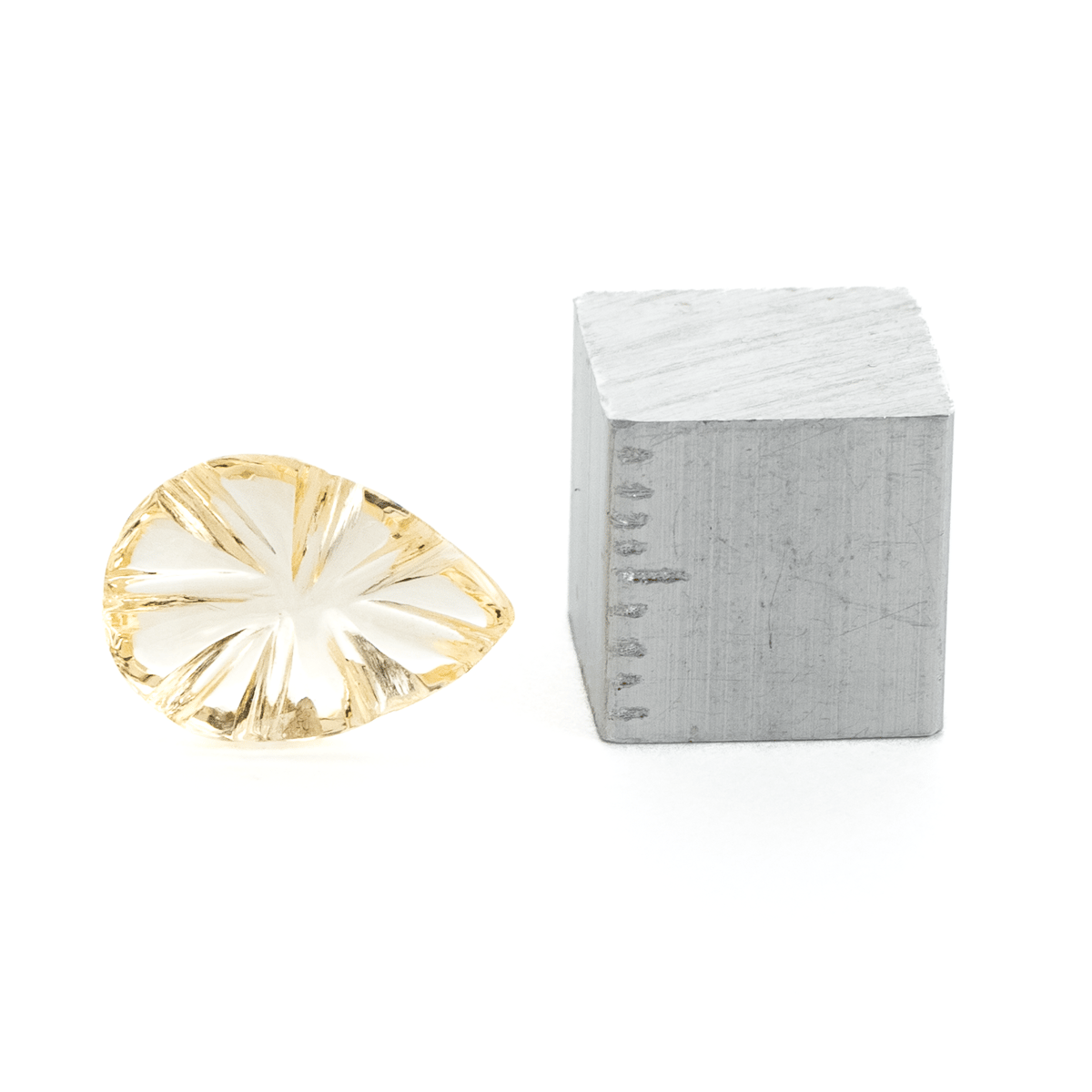 手の込んだカットで鮮やかなきらめき】シトリン 2.2ct | まるむ商会