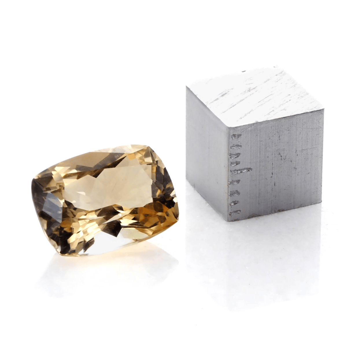 希少なシャンパンカラーの非加熱シトリン】シトリン 5.49ct | まるむ商会