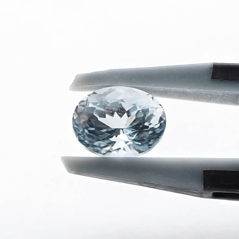 希少な非加熱。透明ブルーが美しい】ナチュラルアクアマリン 1.19ct